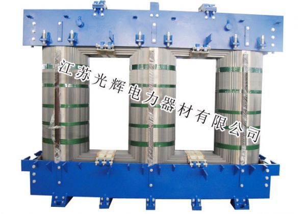 Oil-immersed transformer core