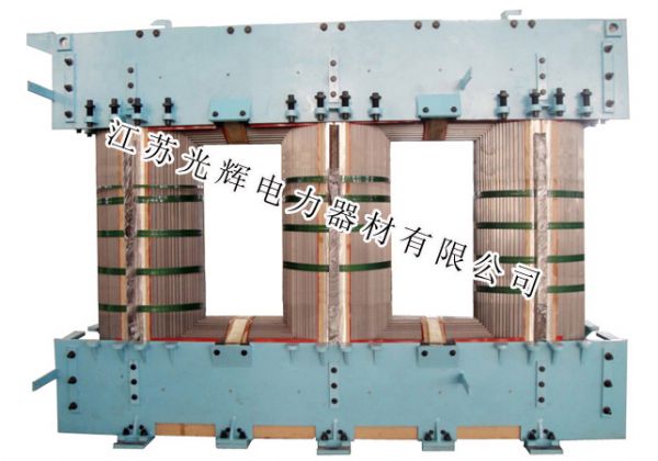 Oil-immersed transformer core
